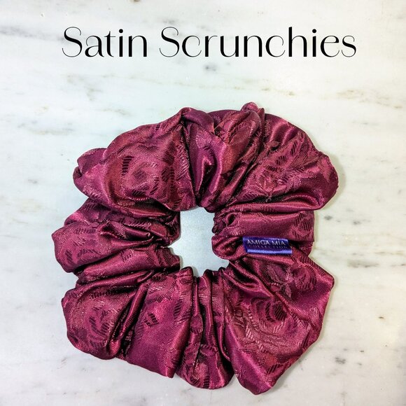 Amiga Mia large red satin scrunchie - hand crafted scrunchies - Picture 1 of 6